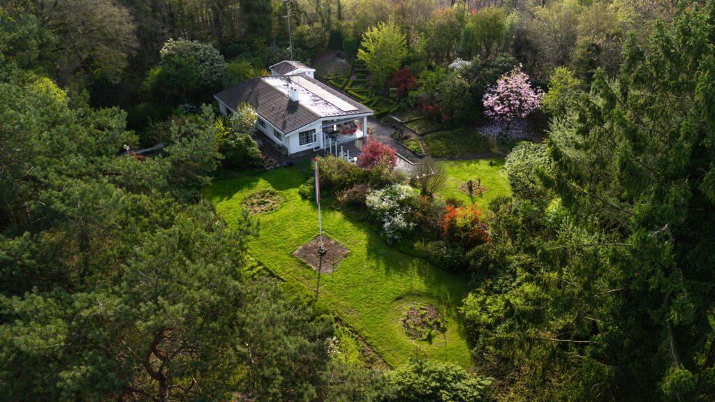 Vrijstaande woning met groene tuin in het aanbod van Baltes